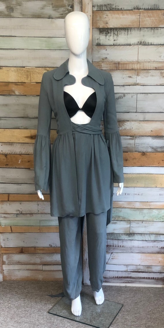 Rare numbered vintage Ossie Clark grey moss crepe… - image 3