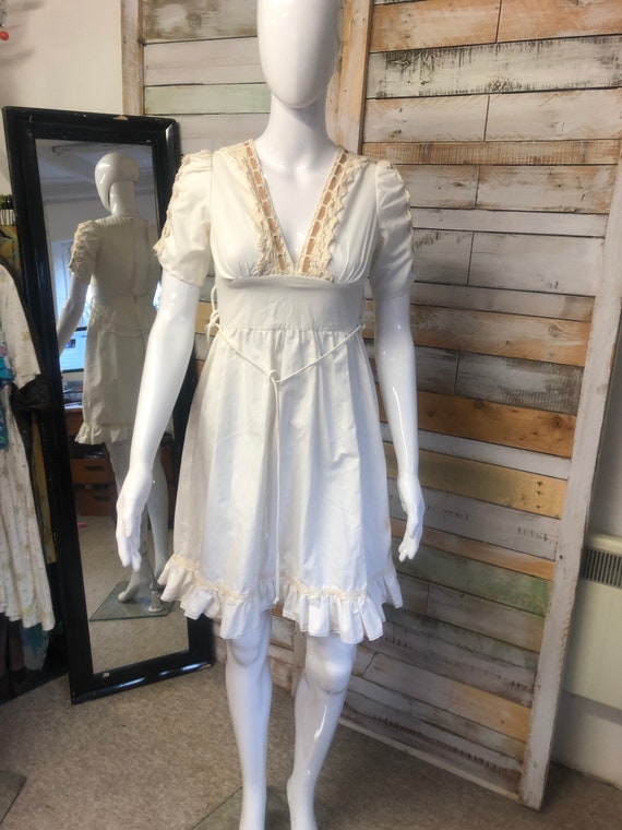 Cute Gunne Sax original cream dress xs