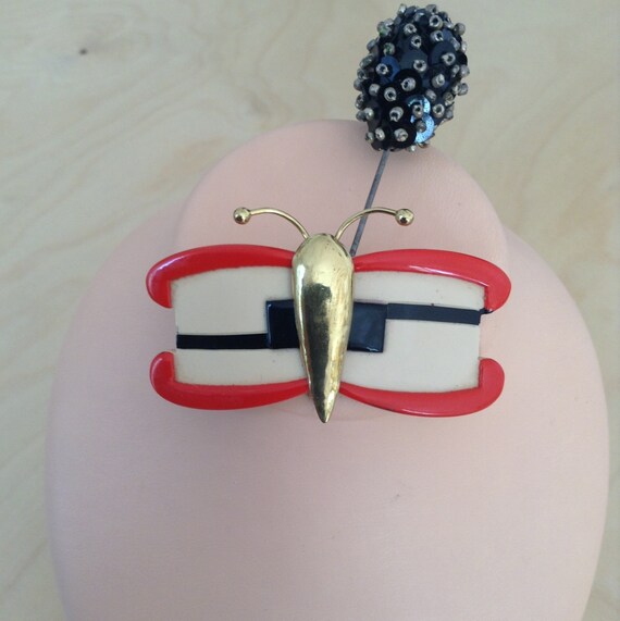 30s acetate "butterfly" brooch black,red and beige