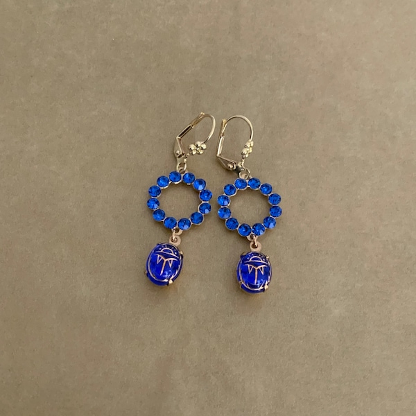 Boucles d’oreilles « scarabée bleu« 