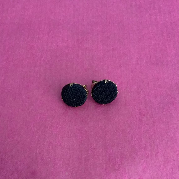 1940’s black earrings.