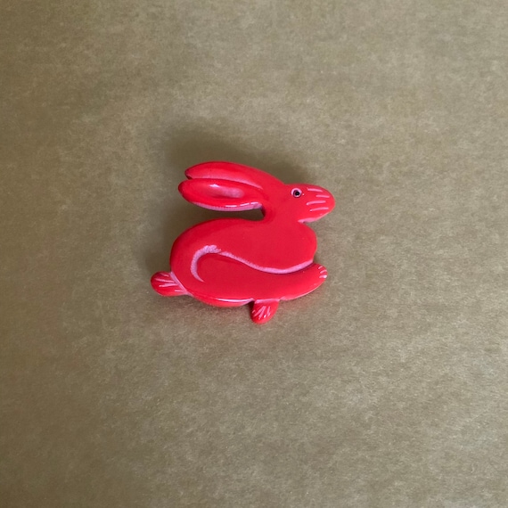 1940’s red « rabbit » brooch.