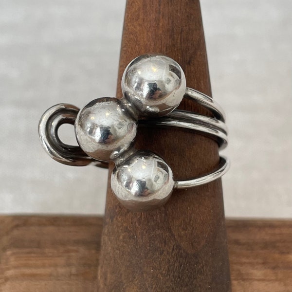 Napier Sterling Ring Size 7.25 Mid Century Abstract Wrapped Balls