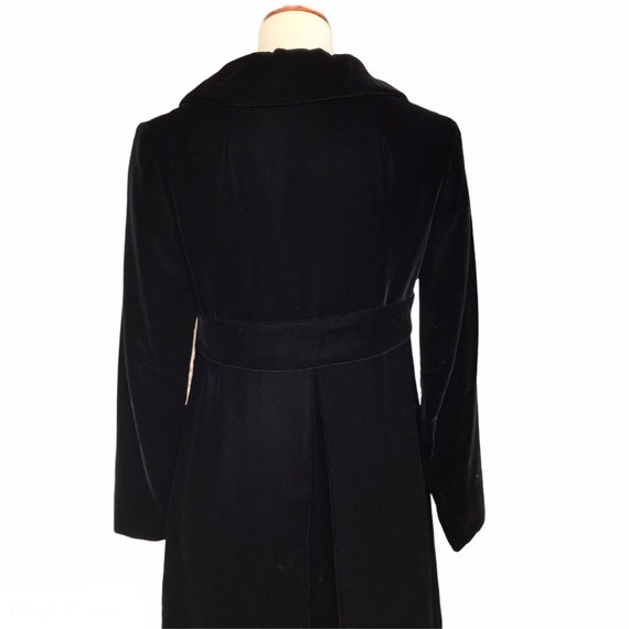 Vintage 1960s Velvet Coat - image 4