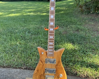 Modelo Rigel, guitarra eléctrica hecha a mano.