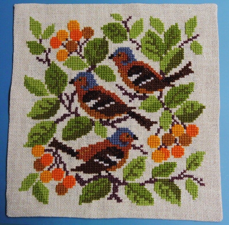 Well Done Vintage 1970s Handmade Wool Yarn Cross-stich Bird - Etsy