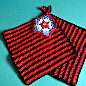 Vintage schwedische gehäkelte Topflappen - rot schwarze Baumwolle (17 cm)