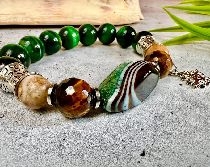 Green Agate & Cognac n Green Tiger Eye bracelet, Green and brown Unisex Stretch bracelet, African bracelet SKU #BM2409