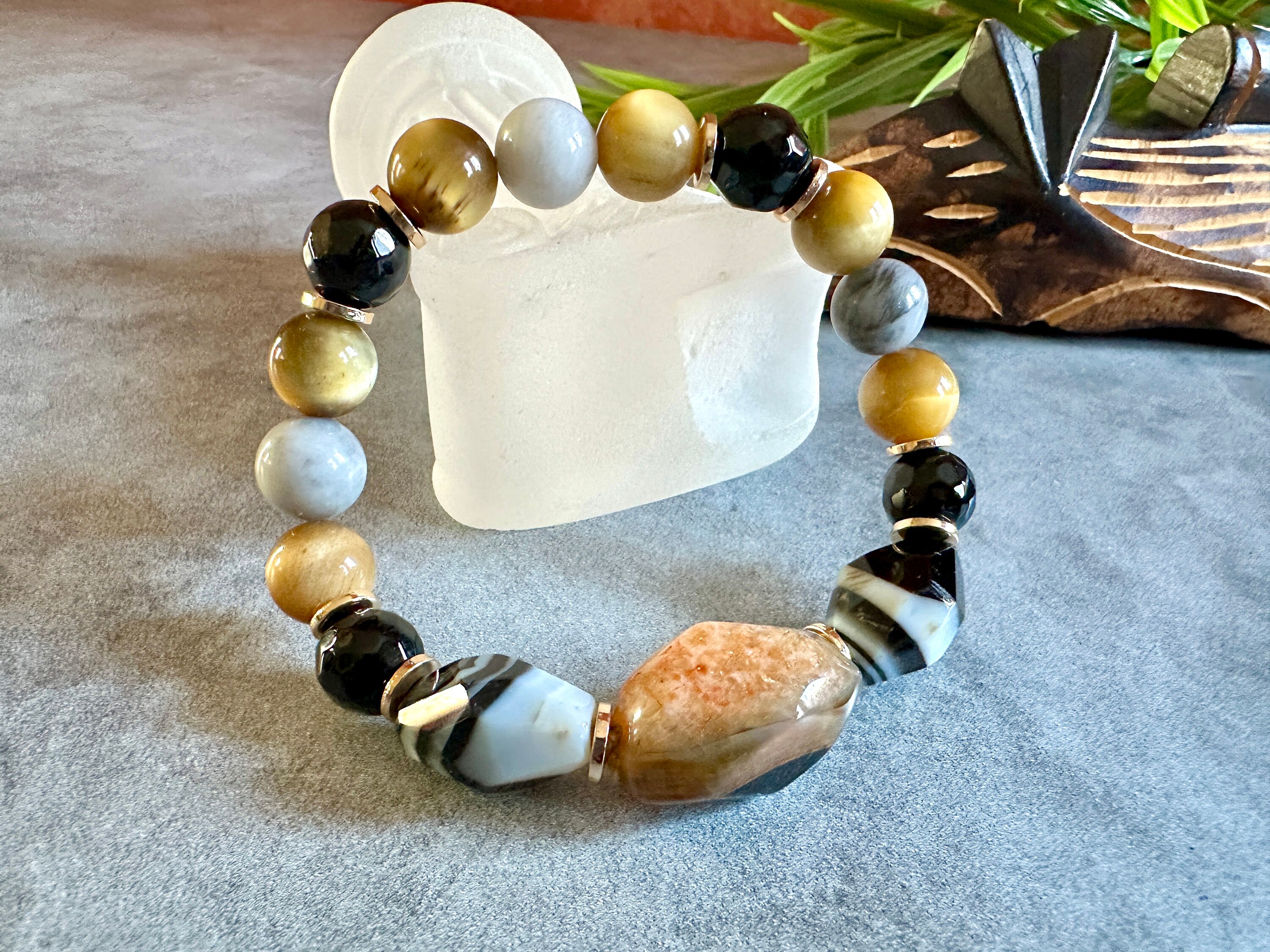 Heaven Eye Dzi Beads Bracelet /Hand-Carved Sardonyx Striped Agate Bracelet  - 3JADE wholesale of jade carvings, jewelry, collectables, prayer beads