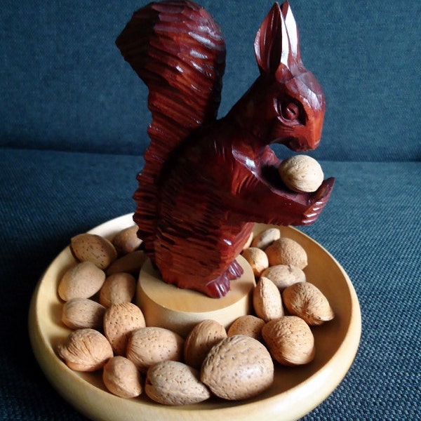 Vintage Wood Nut Bowl with Squirrel