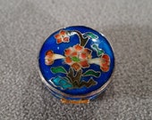 Vintage Yellow Gold Tone Brass Jewelry Trinket Pill Hinged Box Locket Pendant Charm Multi Colored Enameled Cloisonné Asian Style 2050