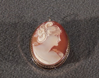 Vintage 12 K Yellow Gold Filled Fancy Raised Relief Etched Carved Cameo Pin Brooch **RL