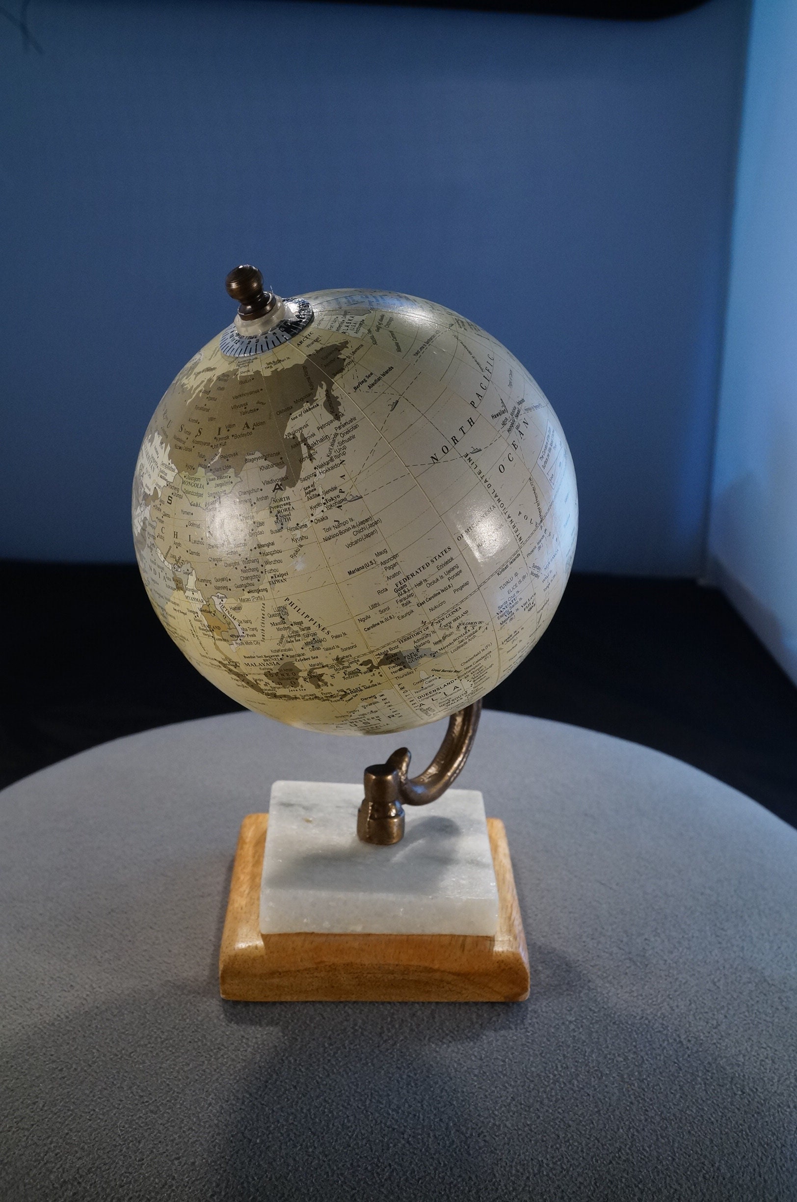 Globes terrestres décoratifs - Loft Attitude - Large sélection de