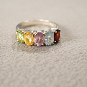 Vintage Wedding Band Stacker Design Ring Sterling Silver 5 Oval Prong Set Amethyst Peridot Blue Topaz Garnet Citrine Multi Stone Setting, 7