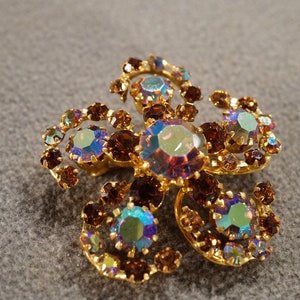Antique Vintage Pin Brooch Signed Austria Yellow Gold Tone Multi Round Prong Set Golden Brown Aurora Borealis Glass Rhinestone        #2900