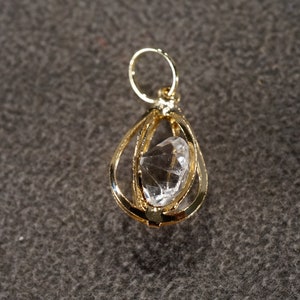 Vintage Yellow Gold Plated Pendant Charm Round Faceted Glass Stone Encased Caged Setting Pear Teardrop Charm Bracelet Necklace Chain Design
