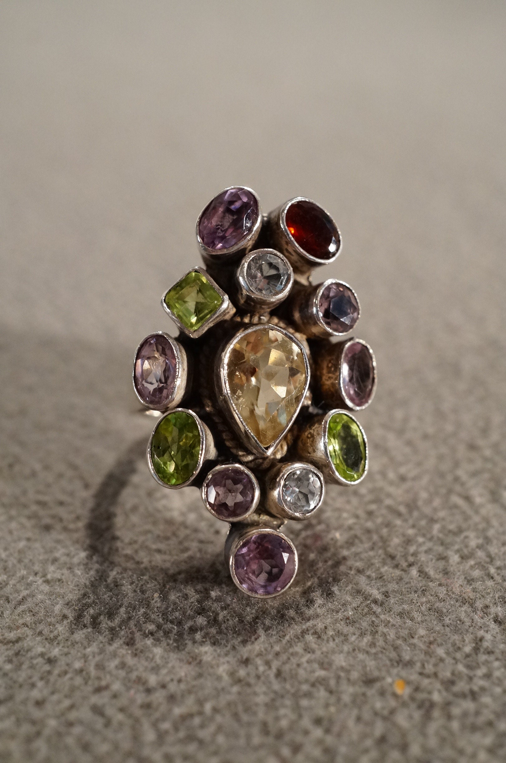 Vintage Sterling Silver Band Ring 13 Round Oval Prong Set Blue Topaz Citrine Peridot Amethyst Halo Setting Art Deco Style Collectable, 6.5