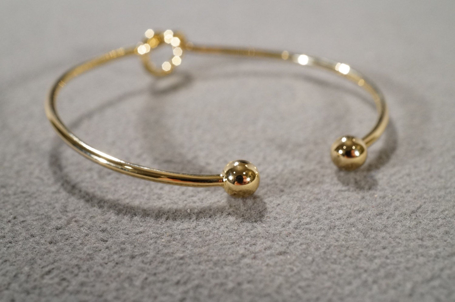 Vintage Yellow Gold Tone Classic Bold Love Knot Design Fancy