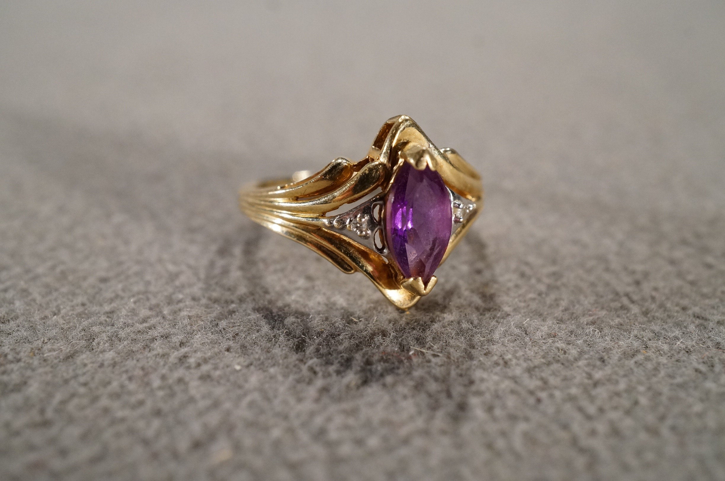Antique Vintage 10 K Yellow Gold Band Ring 3 Marquise Round