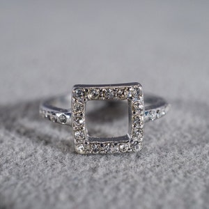 Vintage Silver Tone Multi Round Rhinestone  Square Open Design Fancy Band Ring, Size 7.5