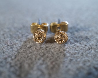Vintage Yellow Gold Tone Twisted Dimensional Love Knot Design Stud Style Pierced Earrings