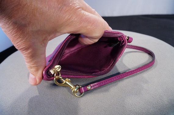 Authentic Coach Lynn Champagne Metallic Bag | Metallic bag, Black leather  bag shoulder, Leather drawstring bags