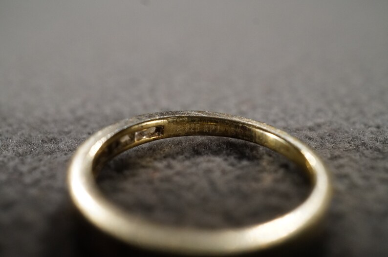 Size 6 Vintage Sterling Silver Wedding Band Stacker Design Ring 14 Round Inset Diamond Classic Setting Art Deco Style