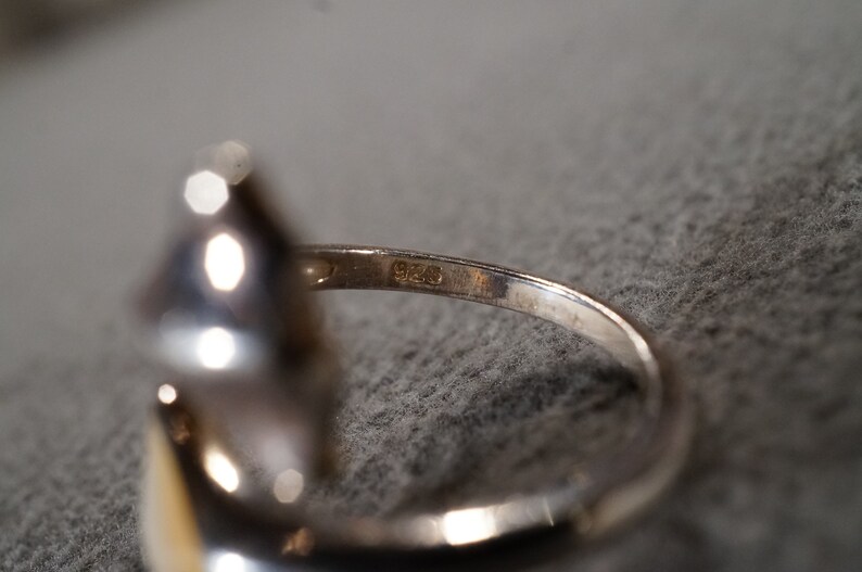 Vintage Sterling Silver Band Ring Trillion Mother Of Pearl Adjustable Bypass Design Setting Art Deco Style Size 8