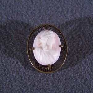 Vintage 12 K Yellow  Gold Filled  fancy  detailed Oval  Cameo  bold pin brooch      W