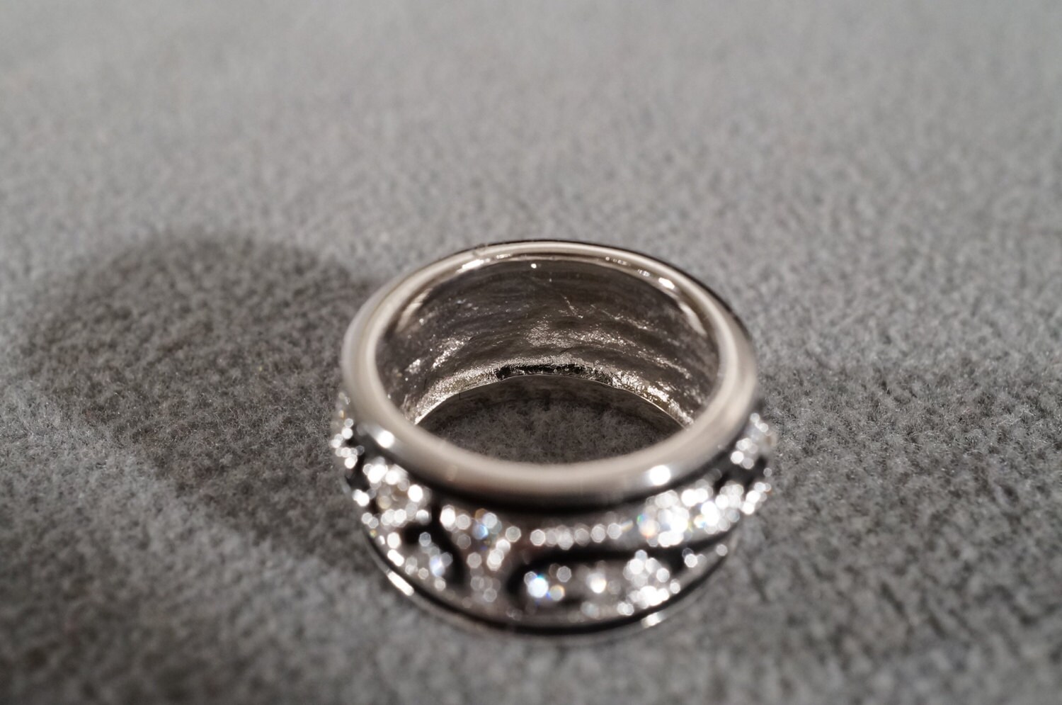 SWAROVSKI　Sophisticated　Ring　シルバーカラー Swarovski Lucent cocktail ring, Gray, Rhodium plated 5670362