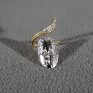 Vintage Sterling Silver Yellow Gold Overlay 20 Round Diamond Raised Relief Etched Double Leave Bold Bypass Adjustable Band Ring, Size 7 **RL