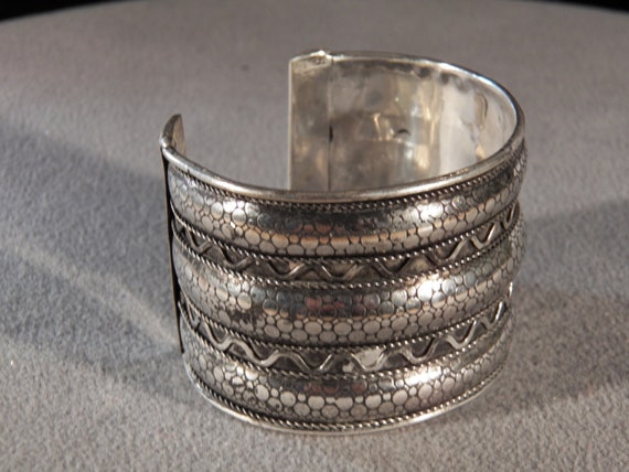 Vintage Silver Plated Fancy Filigree Scrolled Rai… - image 2