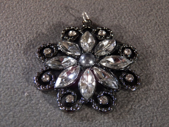 Vintage Silver Tone Multi  Round  Marquise Rhines… - image 1