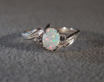 Vintage Sterling Silver Band Ring  Bold Domed 3 Oval Round Prong Set Opal White Topaz Fancy Bypass Classic Collectable, Size 6