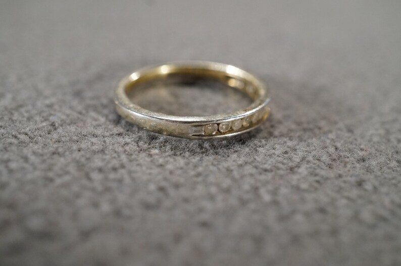Size 6 Vintage Sterling Silver Wedding Band Stacker Design Ring 14 Round Inset Diamond Classic Setting Art Deco Style