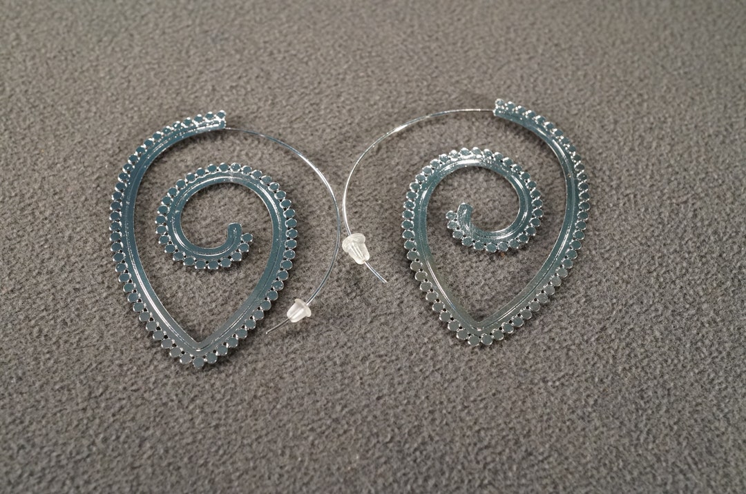 アクセサリー vintage hoop design pierce silver 925 Vintage Silver Tone Pierced Hoop Design Earrings Fancy Etched