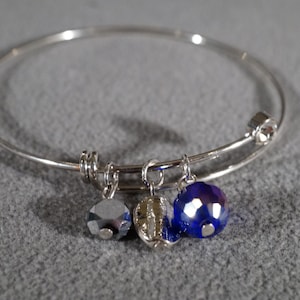 Vintage Silver Tone 3 Dangle Charm Faceted Glass Bead Slide Design Stacker Style Adjustable Bangle Bracelet