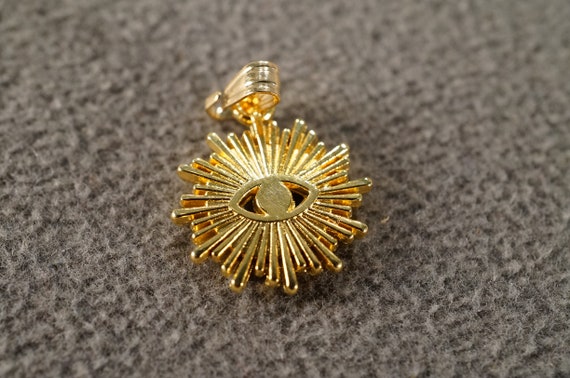 Vintage Yellow Gold Plated Traditional Classic Gr… - image 4