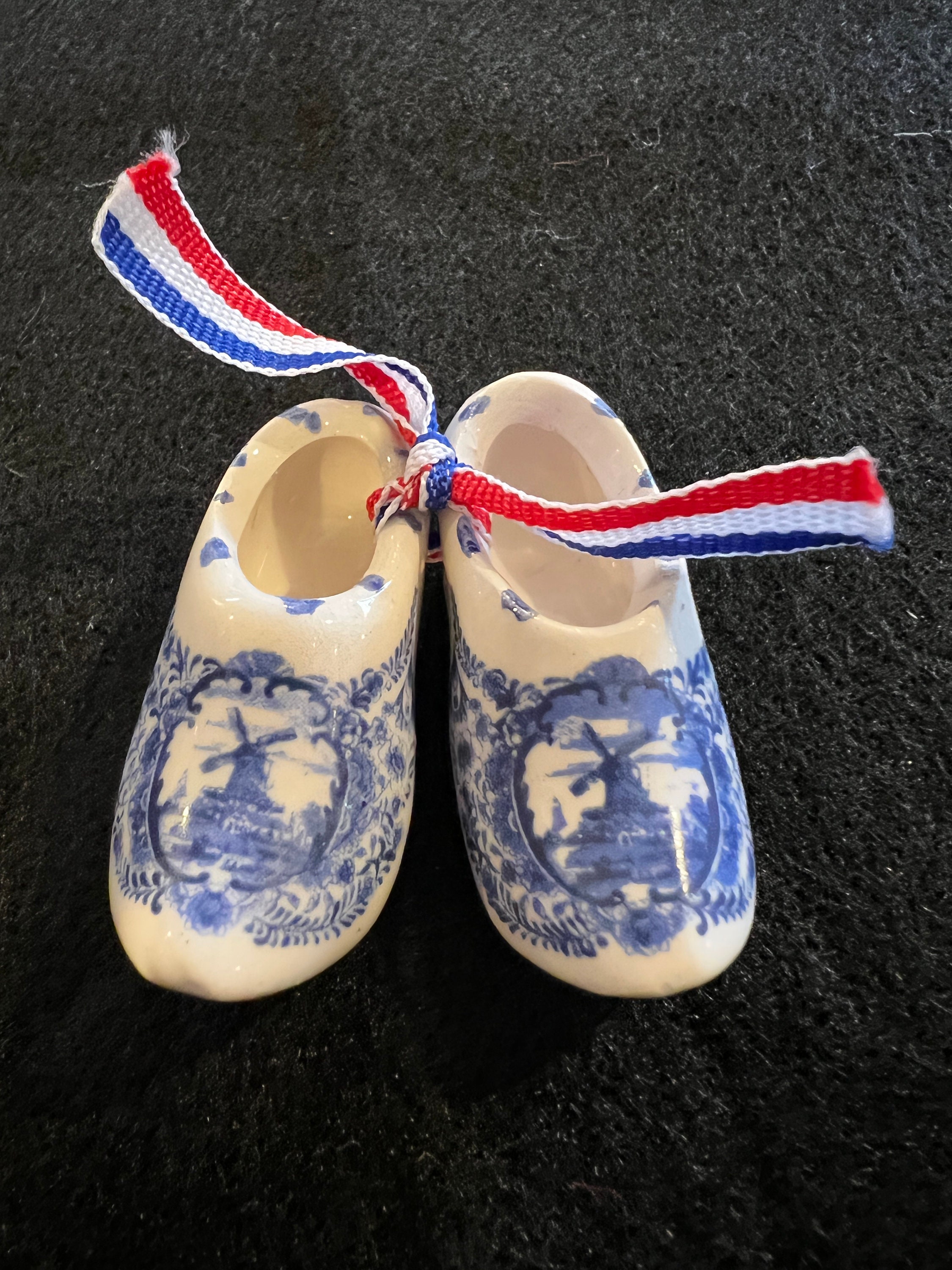 Vintage Miniature Porcelain China Delft Blue Holland Shoes Clogs