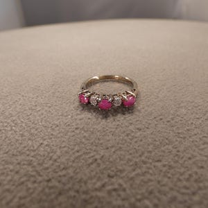 Vintage Wedding Band Stacker Design Ring Sterling Silver 5 Round Prong Set Ruby Diamond Cluster Multi Stone Setting Classic, Size 7