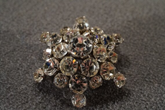 Vintage Domed Clear Rhinestone Brooch Rivoli & Round Prong Set Silver Tone Tiered Dome Clear Crystal Brooch main image 3