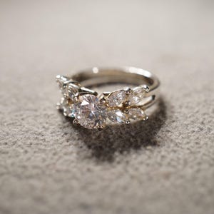 Vintage Wedding Band Stacker Design Ring Sterling Silver 7 Round Marquise Prong Set Cubic Zirconia Cluster Multi Stone Setting Classic, 7.5