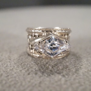 Vintage Sterling Silver Wedding Band Stacker Design Ring Marquise Prong Set White Topaz East West interwoven Setting Art Deco Style Size 6.5