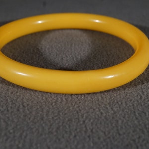 Vintage Butterscotch Bakelite Curved Domed Bangle Bracelet      #579