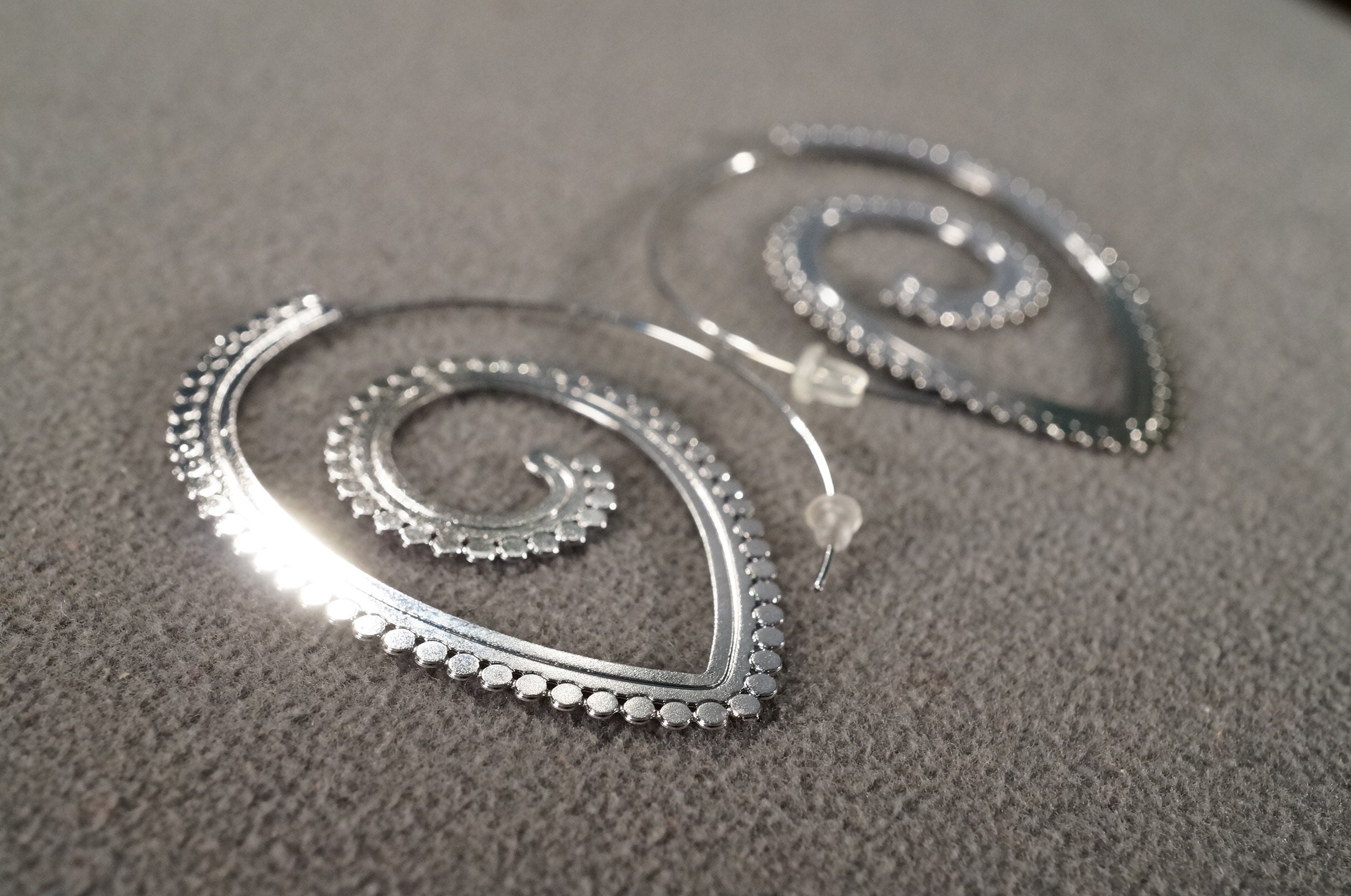 Vintage Silver Tone Pierced Hoop Design Earrings Fancy Etched