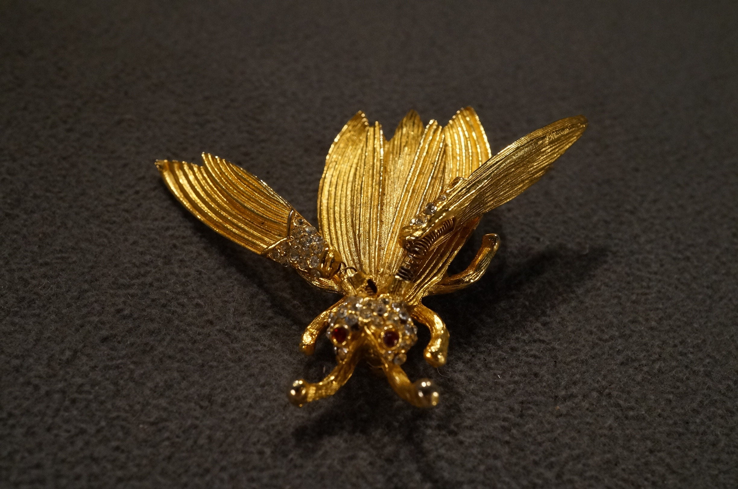 Vintage Kramer Brushed Gold Tone & Rhinestones Flower Brooch