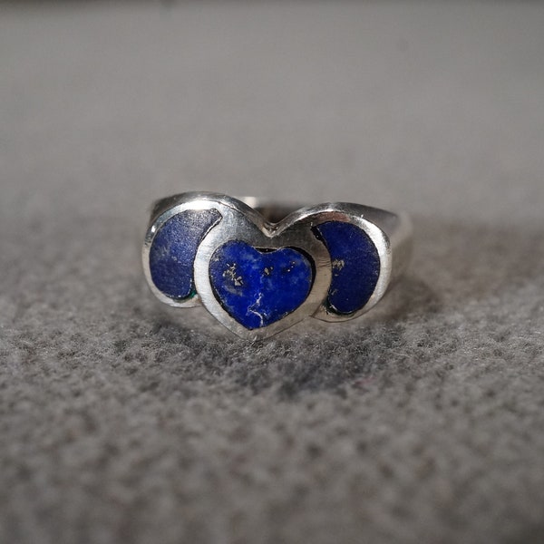 Vintage Sterling Silver Band Ring 3 Oval Heart Bezel Set Lapis Fancy Curved 3 Stone Setting Art Deco Style, Size 7