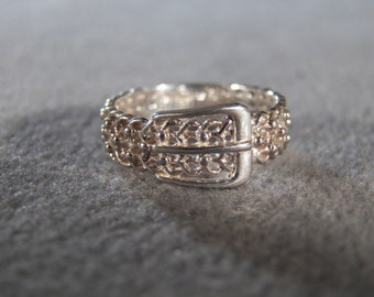 Vintage Sterling Silver  Braided Raised Relief  Buckle Design Eternity Wedding  Band Ring, Size 5