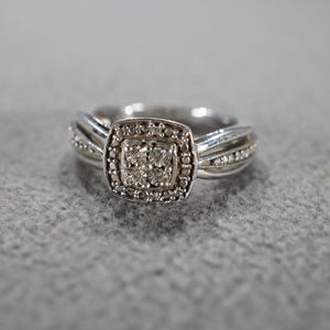 Vintage Wedding Engagement Band Stacker Design Ring Sterling Silver 8 Round Prong Set Diamond Cluster Multi Stone Setting Classic,Size 7