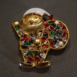 Vintage Pin Brooch Extra Big Gold Tone Christmas Holiday Winter Santa Claus Setting Round Pear Square Rectangle Green Red Glass Rhinestones